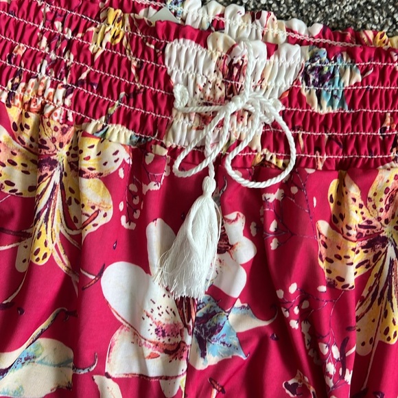 Pants - Picture 2 of 3